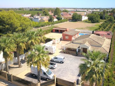Detached 6-bedroom country villa with private pool, stables and paddock on a 2286m² plot, Costa Blanca
